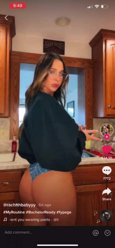 I prefer the no pants look.