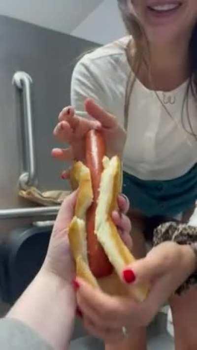 FREE dick rate & boy girl anal video if you join my OnlyFans today (message me on OnlyFans to claim)