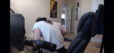 So much pain in such a small unicorn🦄