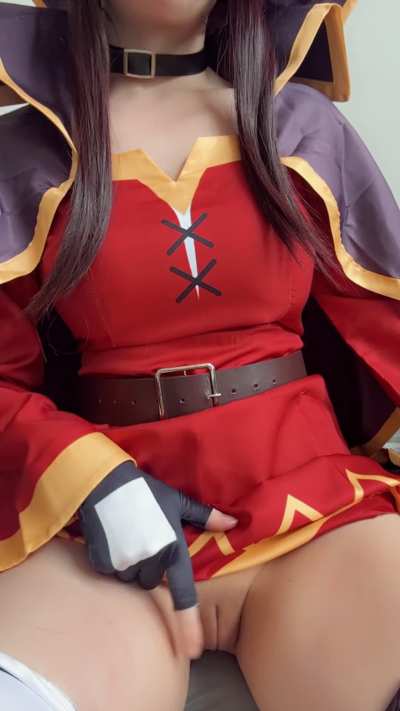 Megumin [Konosuba] (twobrattycats)