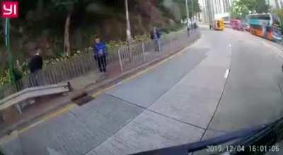 WCGW if you feel so bored that you start playing the back door’s lever