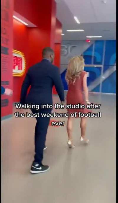 Laura Rutledge - NFL Reporter and Host for ESPN