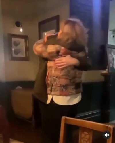 A son reunited with her mom after many years apart