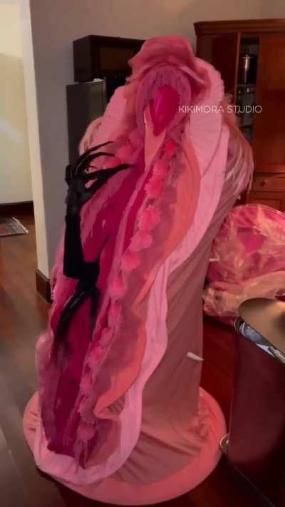 Does the female form make you uncomfortable, Mr. Lebowski?