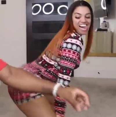 u_BianncaRaines - Video #5476