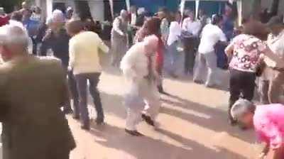 HMB while I hit the dancefloor!