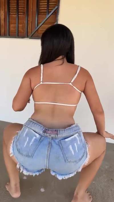 @twerkradio on Tik Tok 