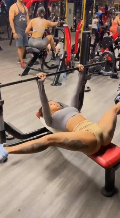 Ejercicio pa crecer el papa John