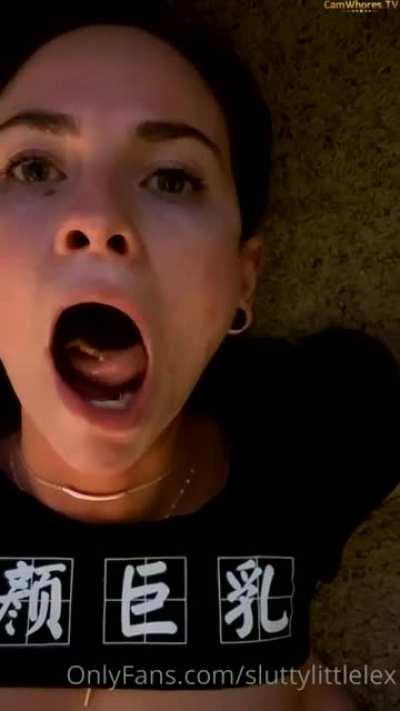 hot girl eating shit3