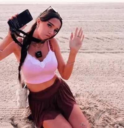 Lydia Violet's little Beach Jam