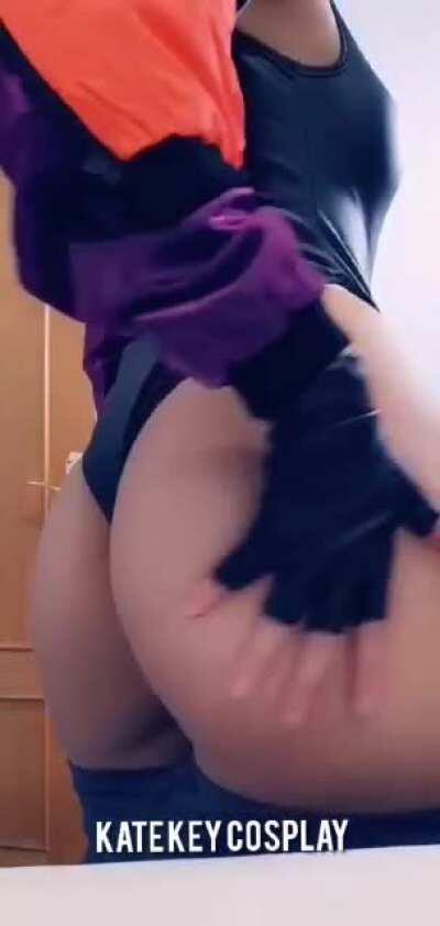 As your Major, I can sit here without permission! Motoko Kusanagi by Kate Key (self)