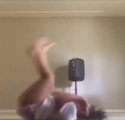 Ayo someone collect trizzac