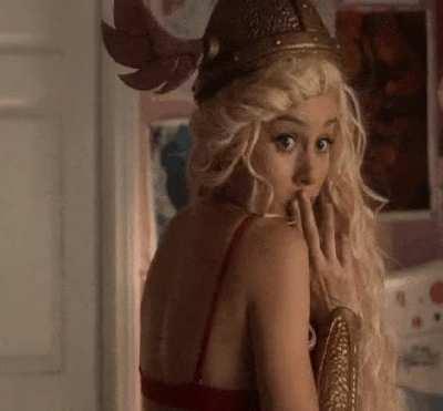 I never thought I'd be jealous of a cake 🥵