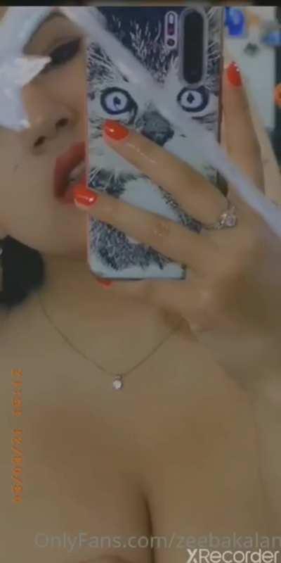 Desi bhabhi impressing her husband by sending while he is working in office