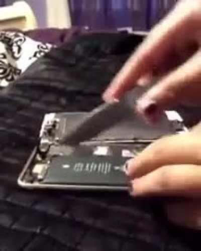 It doesn’t look like the battery exploded