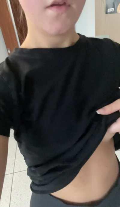 Would you be brave enough to fuck me in that changing room?