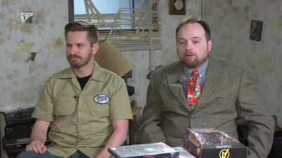 It does look a lot like Jay oh my god. Lmao