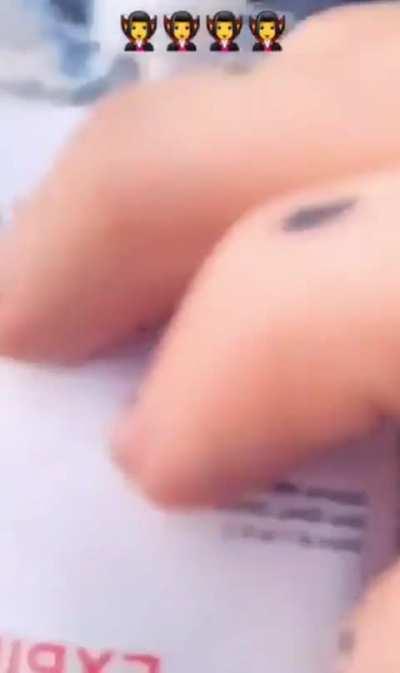 What emotion does this make you feel? (warning: cuteness overload 😍)