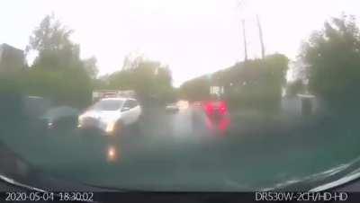 Десятилетний пиздюк за рулём