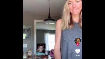 PLEASE HELP WITH THE FUCKING JAM