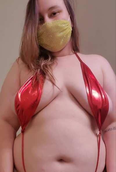 Could you imagine how nice I would look bouncing on your dick?