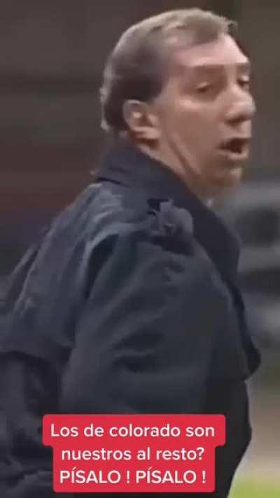 El fair play de Carlos Salvador