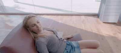 Does anybody want to rleplay Natalie for me?