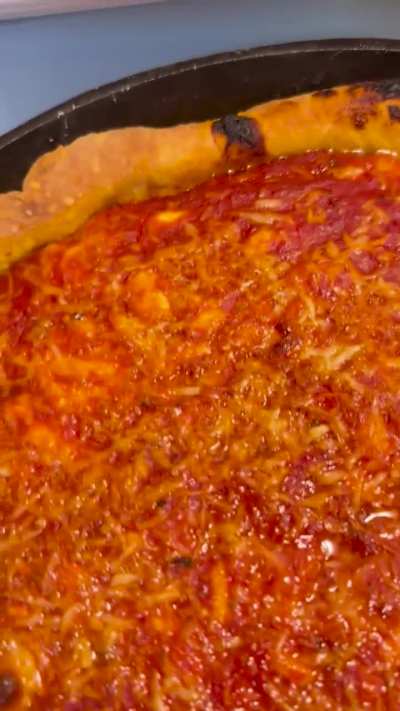 40’s - 50’s lodge 3 notch #10.  Classic Chicago style pizza with sweet sausage, pepperoni. Dough and sauce from scratch.