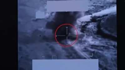 Saudi Apache targets a vehicle carrying Houthis in Yemen-Saada (date unknown)