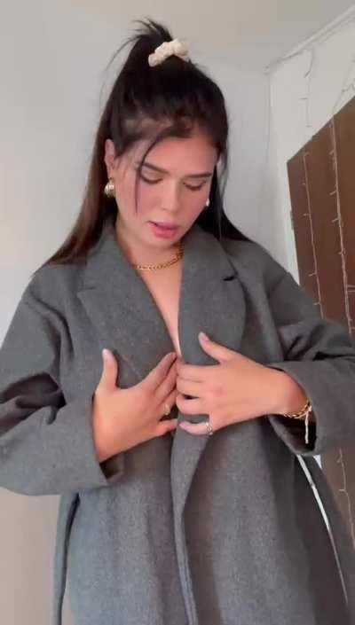 Would you jerk off my nudes if I send you some ?🥴