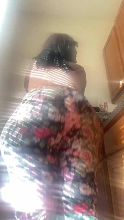 Can I sit on your face 👅