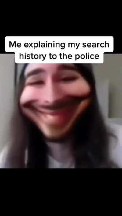 Why aretn u laughin is a goof 😎😎