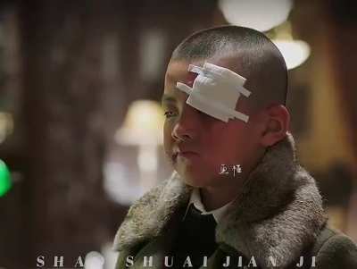 东北王张作霖：一分钱买个馍馍就吃一天，买把枪就能天天有的吃。山不向我走来，我便向他走去。江湖不是打打杀杀，江湖是人情世故。成大气候的，都是有本事的，单有聪明胆力，不行，得有大勇，不学心不成啊。要问山下路，顺问过来人。