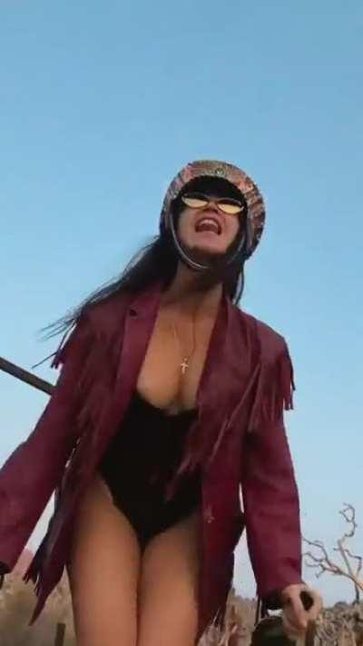 Madeleine Humphries Nip slip [NSFW]