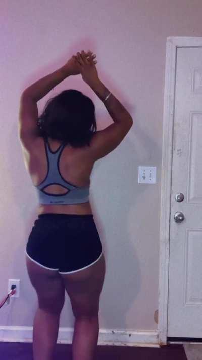 🔥🔥 (@tarareneee_)