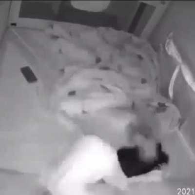 throw that thang away >:((