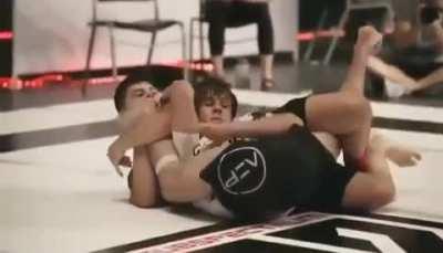 I am obsessed with this escape!! The flexibility!!