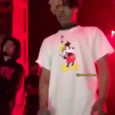 When the beat drops on Miss the rage