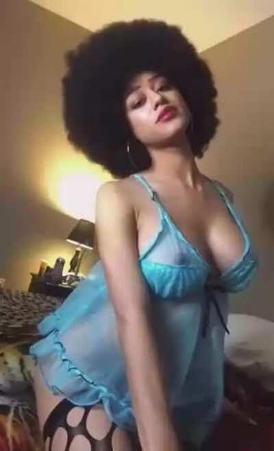 Thoughts on the outfit?