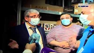 Here's a video with context about the stolen laptops that the education minister talked about yesterday.. Listen to TechnoMania representatives giving various excuses: no Microsoft license, damaged in Beirut port blast, Insurance... In short: 2400 laptops