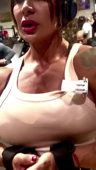 Cris Goy Arellano (International Women's Day)