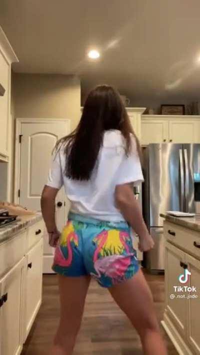 u_Original_Safety_9916 - Video #0826