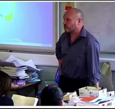 I know this teaching assistant was using all of her strength not to laugh.