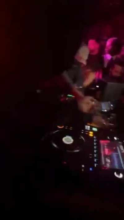 This snippet sounds so good, need this to release soon