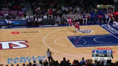 [Highlight] Embiid denies Harden with the chasedown block!