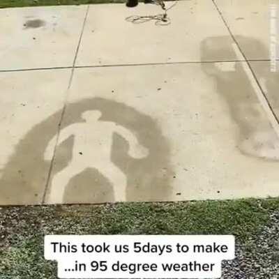 2 Guys making a stop motion effect out of water.