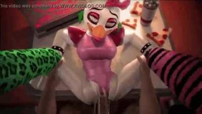 Glamrock Chica being pounded