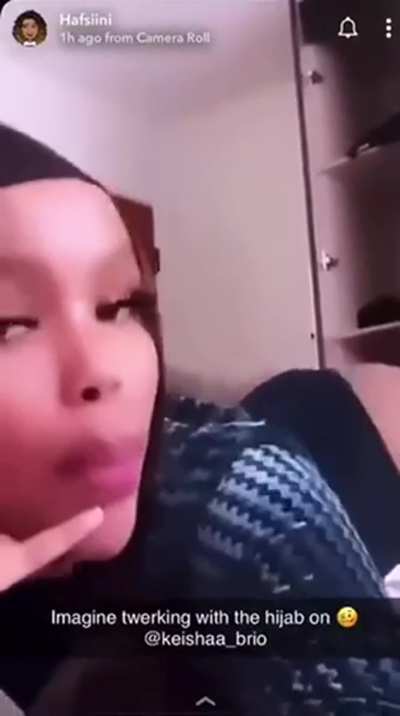 Twerking in hijab💀😍