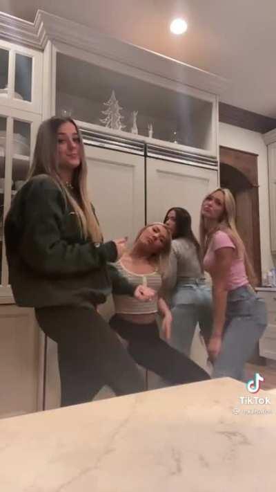 The Entire Friend Group Loves 🍫