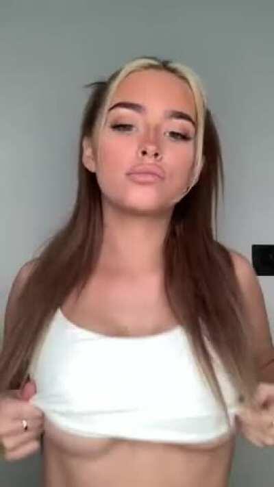 Arrow up if you’d genuinely fuck me 🥺